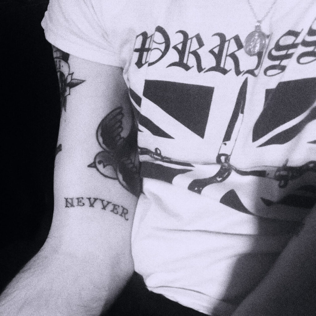 Imagen destacada de noticia: NEVVER "Nada Me Importa" Single Digital